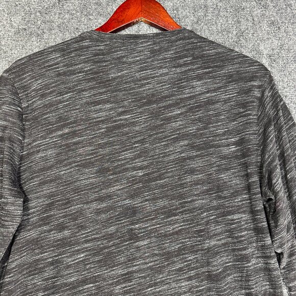 Banana Repubilc Shirt Mens Medium Gray Black Moisture Wicking Pullover Long Slee - Picture 7 of 7